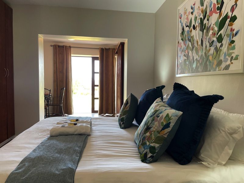 Hoogeind Manor Room 4